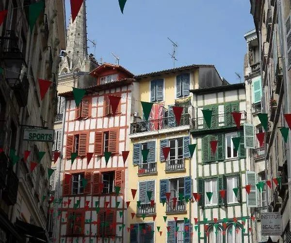 Zure Ondoan - Et Piscine Chauffée Tarnos